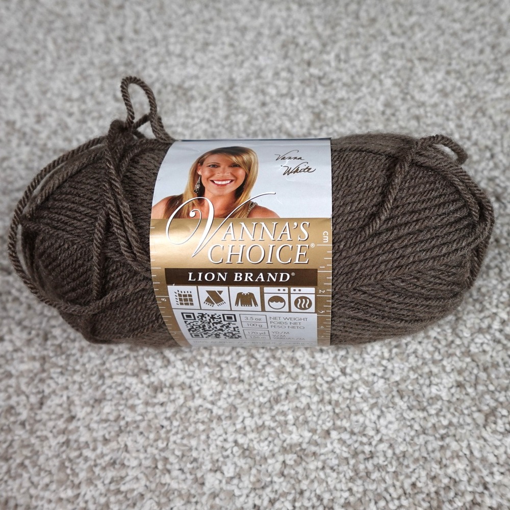 Lion Brand Vanna's Choice‎ Yarn Taupe 125 Acrylic Medium 4 Worsted 170yd 3.5oz
